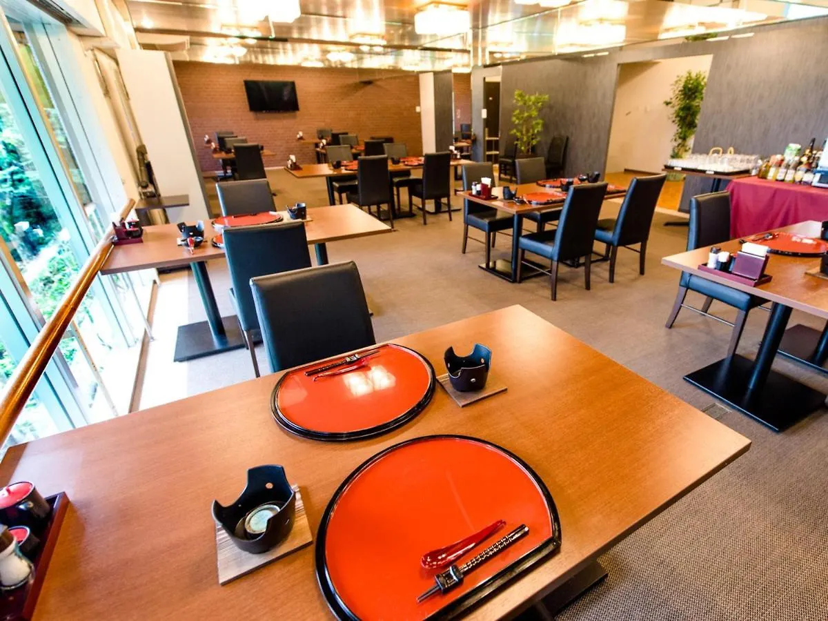 Livemax Resort Hakone Sengokuhara 3*,