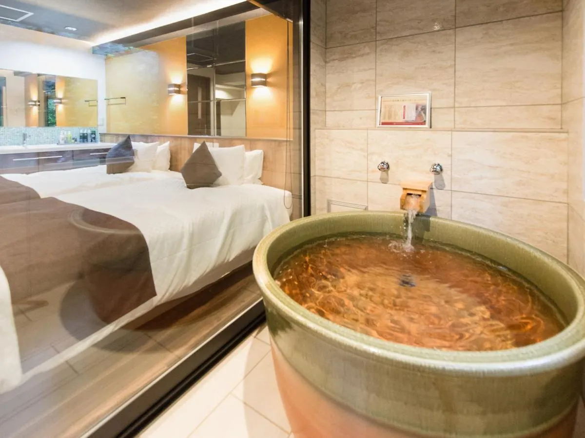 Livemax Resort Hakone Sengokuhara 3*,