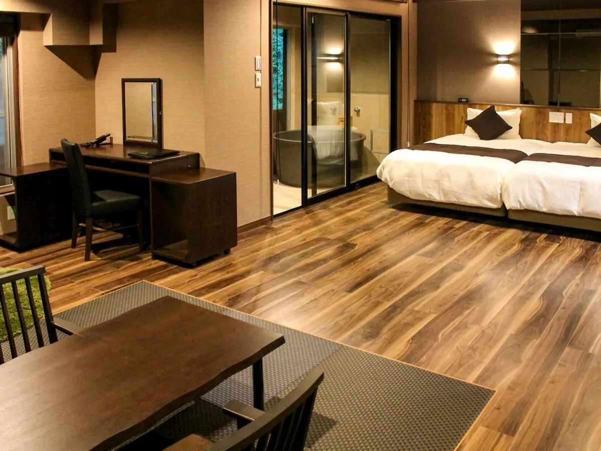 Livemax Resort Hakone Sengokuhara 3*,
