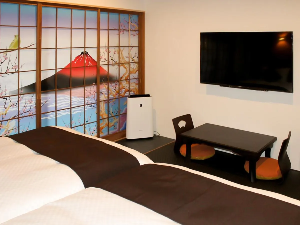 Рёкан Livemax Resort Hakone Sengokuhara