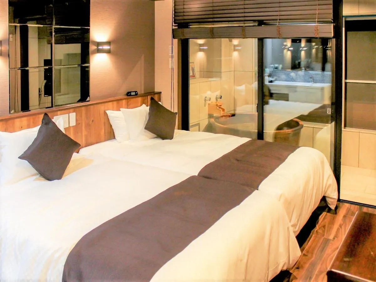 Livemax Resort Hakone Sengokuhara 3*,  Japan
